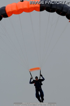2006-06-10 Carpi Airshow 0460 Paracadutisti
